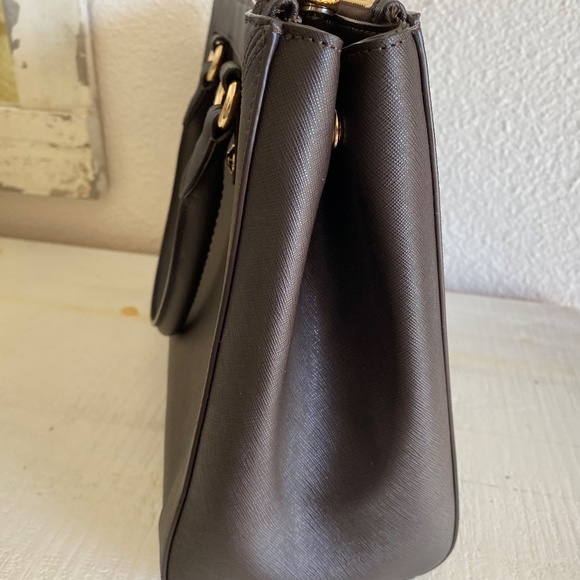 HENRI BENDEL BROWN SAFFIANO LEATHER TOTE SHOULDER BAG NWOT - Picture 6 of 13